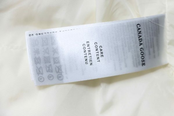 canada_goose__plaid_hooded_knitted_jacket_white_1D0E5F22E551A Canada goose Plaid Hooded Knitted Jacket White