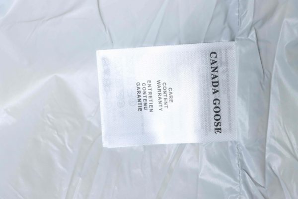 _canada_goose__puff_plaid_down_jacket_white_1D0A01B205214 Canada Goose Puff Plaid Down Jacket White