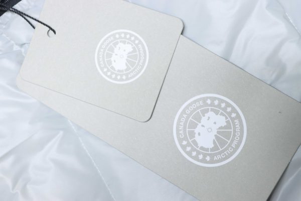 _canada_goose__puff_plaid_down_jacket_white_1D0A01B344717 Canada Goose Puff Plaid Down Jacket White