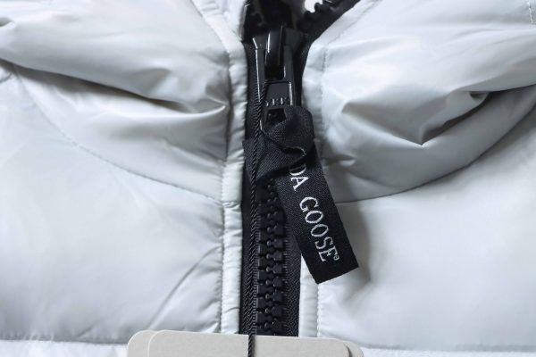 _canada_goose__puff_plaid_down_jacket_white_1D0A01B97911E Canada Goose Puff Plaid Down Jacket White