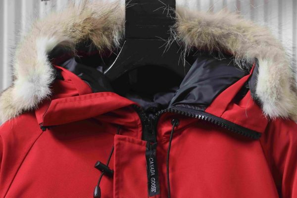 Canada Goose  Short red down jacket