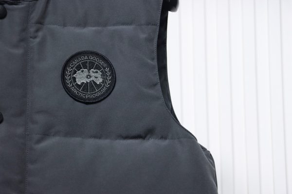 canada_goose_black_label__vest_grey_1B7224E9F3D18 Canada Goose Black Label Vest Grey