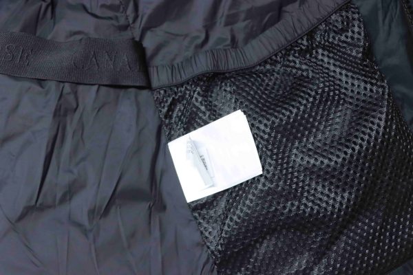 Canada goose Stand collar large plaid down jacket black