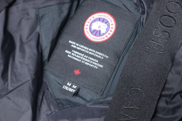 Canada goose Stand collar large plaid down jacket black