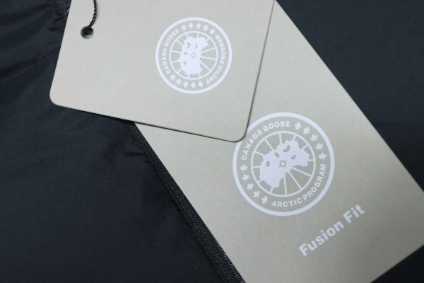 Canada goose Stand collar large plaid down jacket black