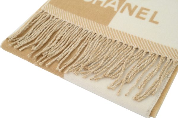 chanel_wool_tassel_scarf_white_brown_1D1869F865C15 Chanel wool tassel scarf white brown