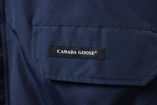 Canada Goose   Dark blue short down jacket