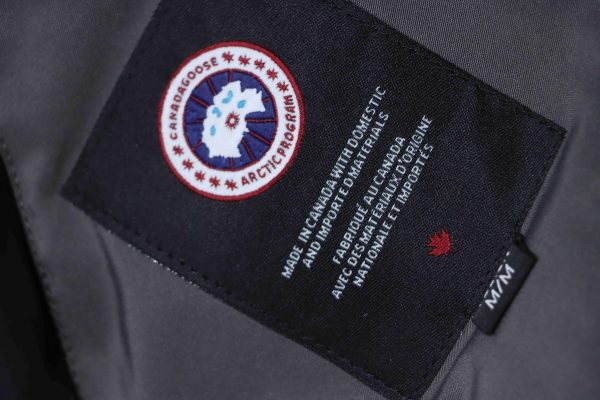 Canada goose  Business style mid-length down jacket gray