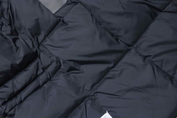 Canada goose  Business style mid-length down jacket gray