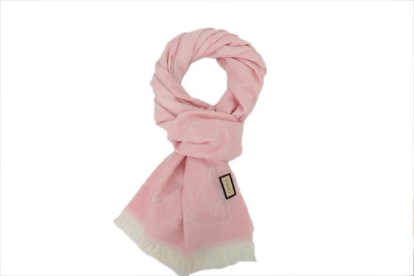 Gucci Knitted Bassel Scarf Pink Gucci Knitted Bassel Scarf Pink