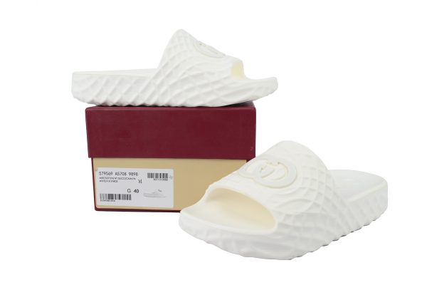copy_of_gucci_slippers_grey_1C537590AE515 Gucci Slippers White