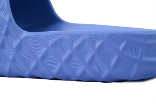 copy_of_gucci_slippers_white_1C5375AE33018 Gucci Slippers Blue