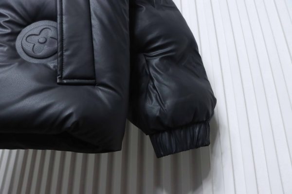 copy_of_louis_vuitton_embossed_zipper_down_jacket_white_1D0F096339212 Louis Vuitton Embossed Zip Down Jacket Black