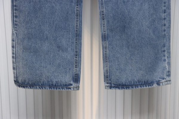 dior_cd_embroidered_letters_plant_flowers_couple_washed_jeans_1B5EF32A9B415 Dior CD embroidered letters plant flowers couple washed jeans