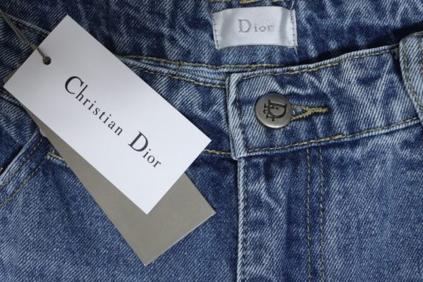 dior_cd_embroidered_letters_plant_flowers_couple_washed_jeans_1B5EF32D7ED1E Dior CD embroidered letters plant flowers couple washed jeans