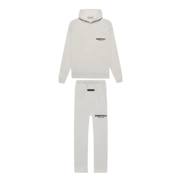 Fear of God Essentials Pullover Hoodie Light Heather Oatmeal + Fear of God Essentials Relaxed Sweatpants (SS22) Light Oatmeal Fear of God Essentials Pullover Hoodie Light Heather Oatmeal + Fear of God Essentials Relaxed Sweatpants (SS22) Light Oatmeal