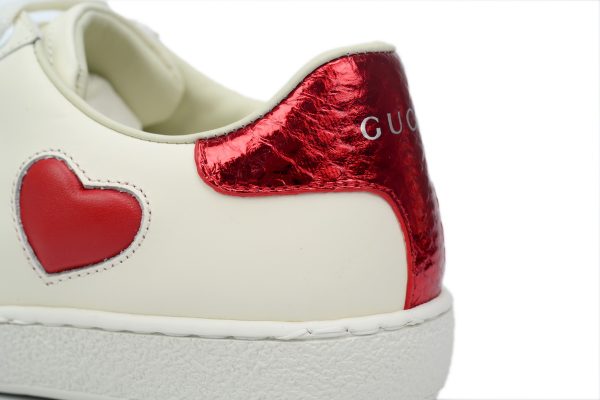 gucci_ace_embroidered_hearts_1B4A2A009DB14 Gucci Ace Embroidered Hearts