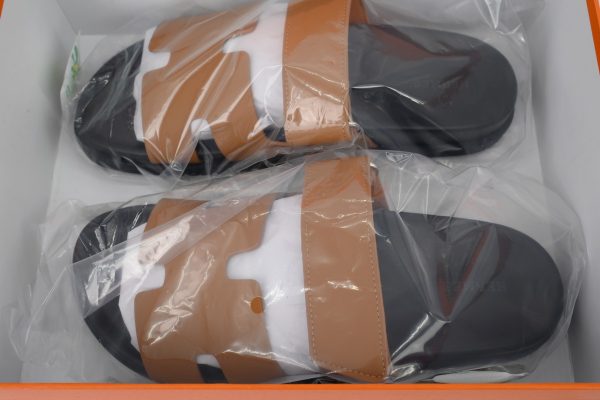 hermes_flat_flip_flops_brown_1C5DCB68EEC12 Hermes Flat Flip Flops Brown