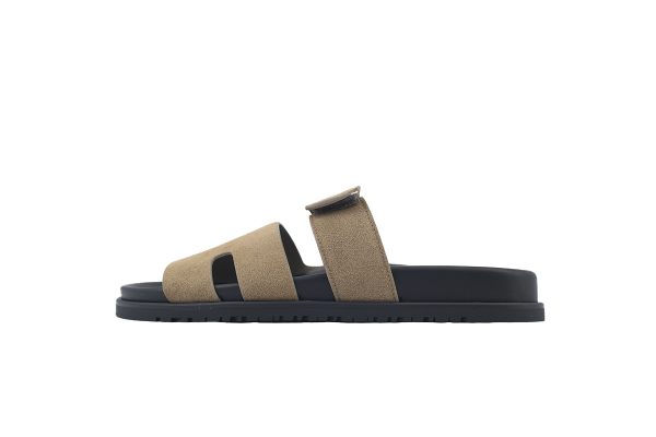 Hermes flat flip flops Khaki Hermes flat flip flops Khaki