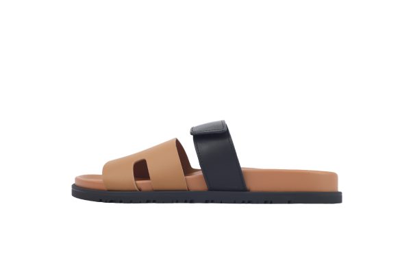 Hermes Khaki Black flip flops Hermes Khaki Black flip flops