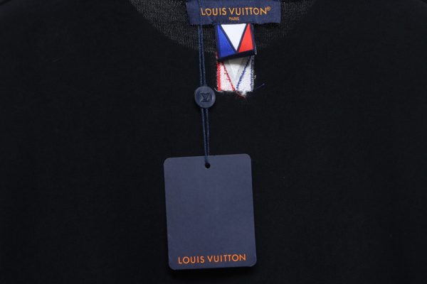 high_quality_batch_louis_vuitton_america_s_cup_series_letter_logo_embroidery_hot_diamond_knitted_sweater_short_sleeves_1C1C3D7533518 High Quality Batch Louis Vuitton America's Cup series letter logo embroidery hot diamond knitted sweater short sleeves
