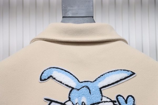louis_vuitton_bugs_bunny_varsity_jacket_white_1B7395E61891B Louis Vuitton Bugs Bunny Varsity Jacket White