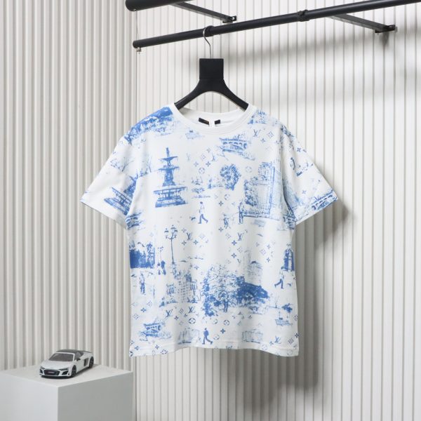 Louis Vuitton Dog Walking Print Short Sleeve Louis Vuitton Dog Walking Print Short Sleeve