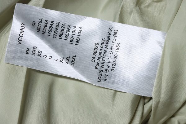 louis_vuitton_embossed_zipper_down_jacket_white_1D0F091039816 Louis Vuitton Embossed Zipper Down Jacket White