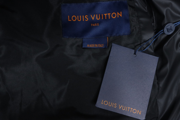 louis_vuitton_lv_down_jacket_black_1B73925995710 Louis Vuitton LV Down Jacket Black