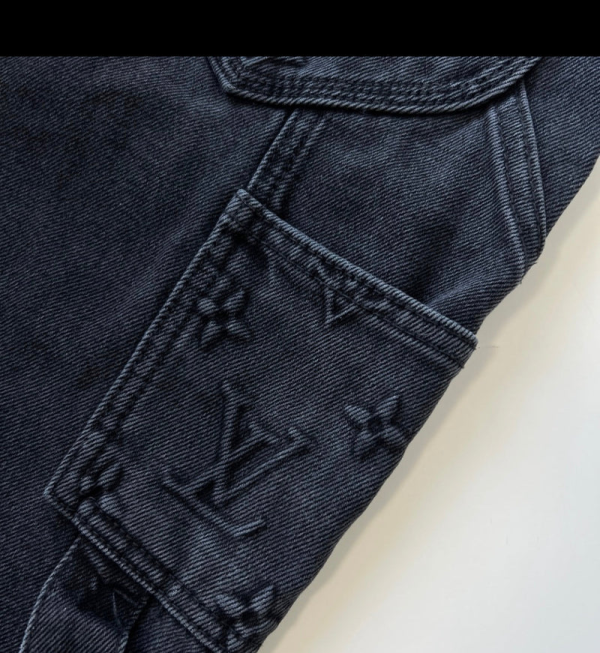 louis_vuitton_monogram_detail_carpenter_denim_pants_black_1C5359C0D9111 Louis Vuitton Monogram Detail Carpenter Denim Pants Black