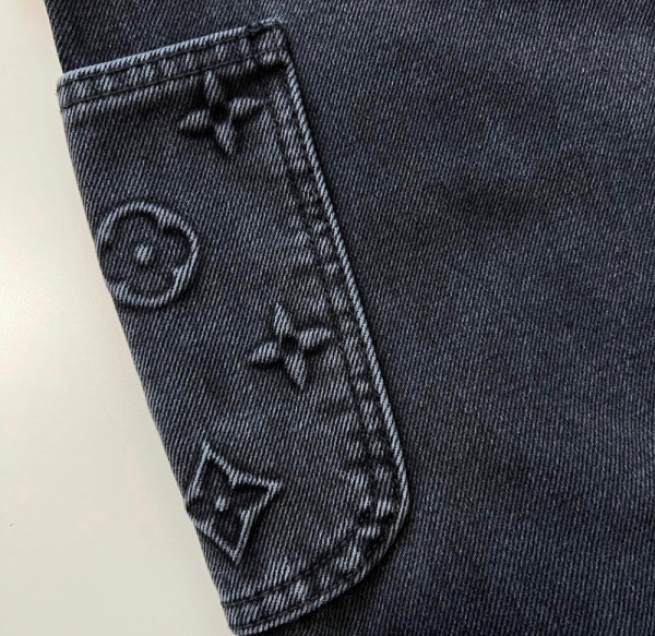 louis_vuitton_monogram_detail_carpenter_denim_pants_black_1C5359C0E8A14 Louis Vuitton Monogram Detail Carpenter Denim Pants Black