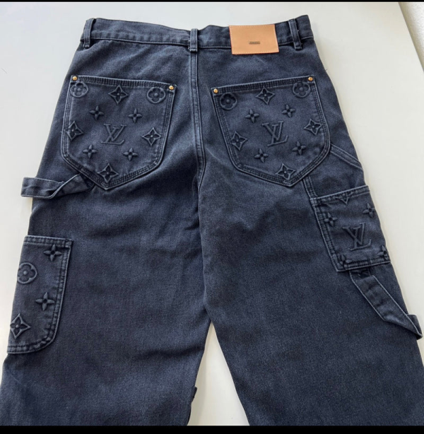 louis_vuitton_monogram_detail_carpenter_denim_pants_black_1C5359C11FE1F Louis Vuitton Monogram Detail Carpenter Denim Pants Black