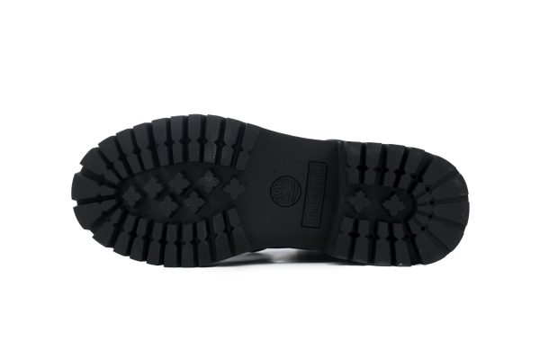 lv_x_timberland_6_in_ankle_boot_black_1B40D37E29E18 LOUIS VUITTON x Timberland 6-In Ankle Boot Black