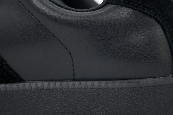 maison_margiela_all_black_1CCDEE4B49315 Maison Margiela All Black