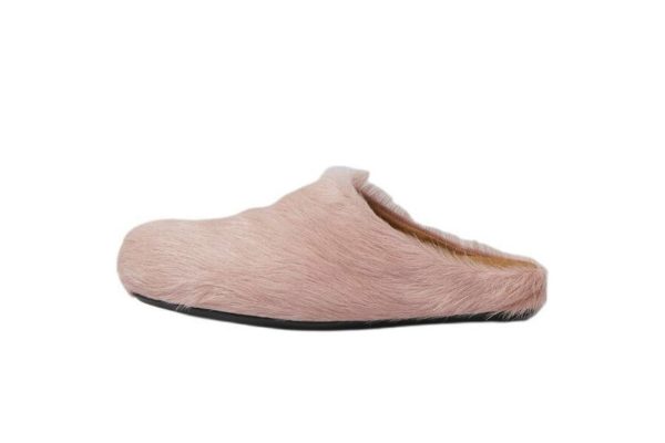 Marni Long hair Calfskin Fussbett Sabot Pink SBMS004601P412200C29 Marni Long hair Calfskin Fussbett Sabot Pink SBMS004601P412200C29