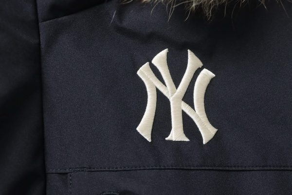 mlb__second_generation_large_fur_collar_workwear_black_1D23A21504E1A MLB Second generation large fur collar workwear black