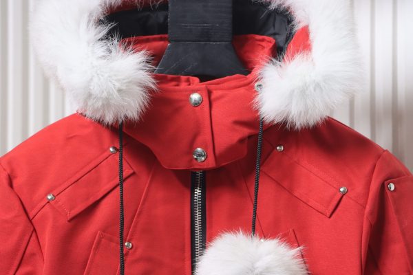Moose  Knuckles  Stirling  Women's down jacket bright red