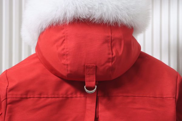 Moose  Knuckles  Stirling  Women's down jacket bright red