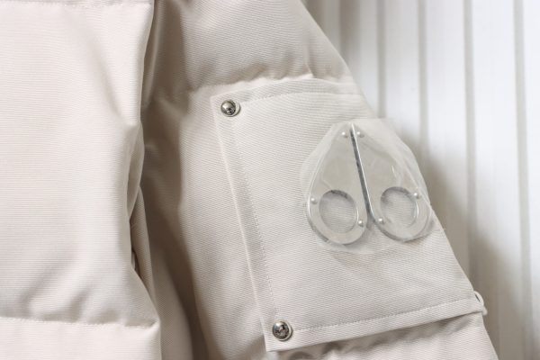 _moose_knuckles__off_white_1CF32AD4AD611 Moose knuckles? Men's down jacket? off white