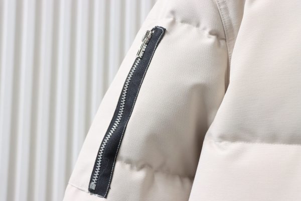 _moose_knuckles__off_white_1CF32AD9BB719 Moose knuckles? Men's down jacket? off white