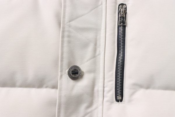 _moose_knuckles__off_white_1CF32ADF79A1D Moose knuckles? Men's down jacket? off white