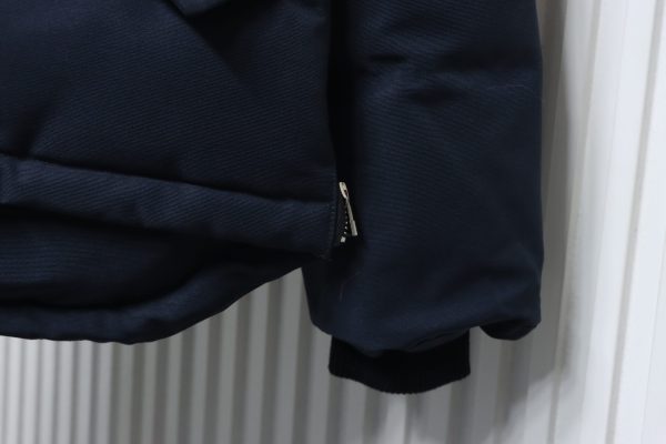 Moose knuckles  Zippered women's down jacket Dark blue