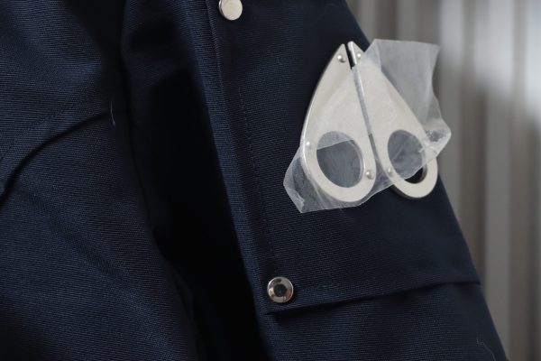 moose_knuckles_women_s_debbie_down_bomber_jacket_w__fur_black_1D0F0DBE17C18 Moose Knuckles Classic Women's Down Jacket Dark Blue