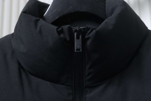 _moose_knuckless__glossy_down_vest__black_1D22AD73B1318 Moose knuckless Glossy down vest Black