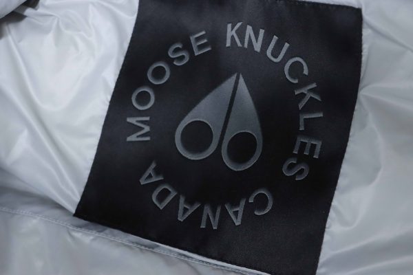 __moose_knuckless__glossy_down_vest__white_1D22AFE5C7916 Moose knuckless Glossy down vest White