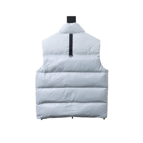 __moose_knuckless__glossy_down_vest__white_1D22AFF2DB119 Moose knuckless Glossy down vest White
