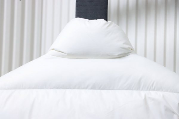 _moose_knuckless__gold_scissors_stand_collar_large_plaid_down_jacket__white_1D22B58824D11 Moose knuckless Gold Scissors Stand Collar Large Plaid Down Jacket White