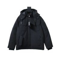 Moose knuckless Multi-pocket down jacket Black Moose knuckless Multi-pocket down jacket Black