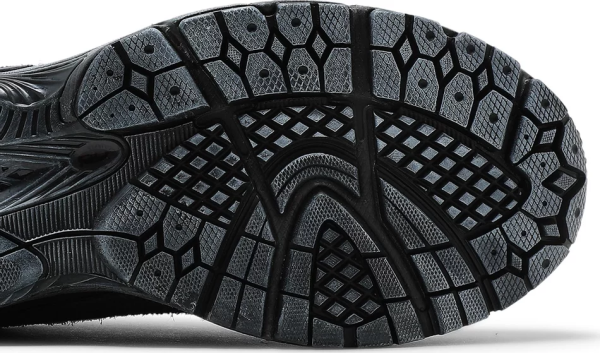 new_balance_2002r_phantom_black_m2002rdb__1AC5D6E2D1712 New Balance 2002R Phantom Black M2002RDB