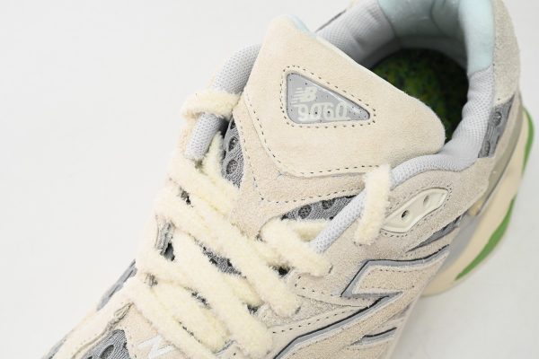 New Balance 9060 Beige Green U9060BW1